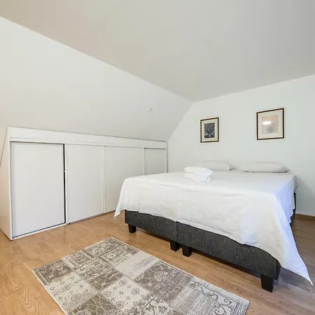Homesphere Apartments - For Groups With Sauna - Kuninga 8 * Tallinn